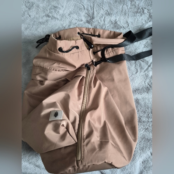 NWOT Free People Ego Boost Mega Bucket Bag - Picture 6 of 6